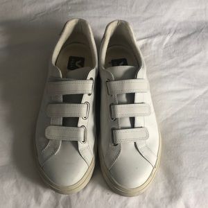 White Leather Veja Esplar Velcro